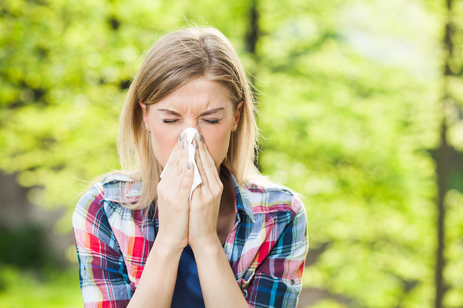 what causes allergies in each season